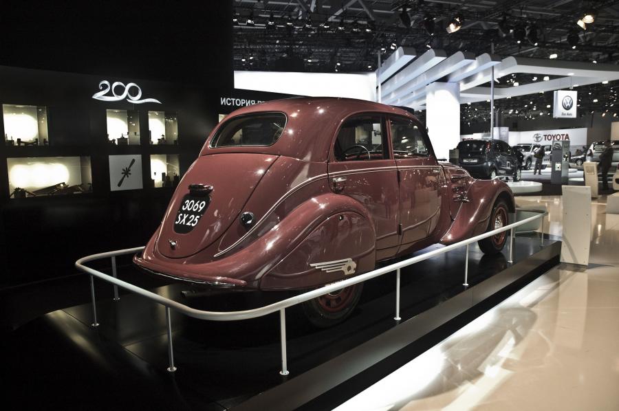  Peugeot 402 B Legere 1939 года  (фото 7 из 13)